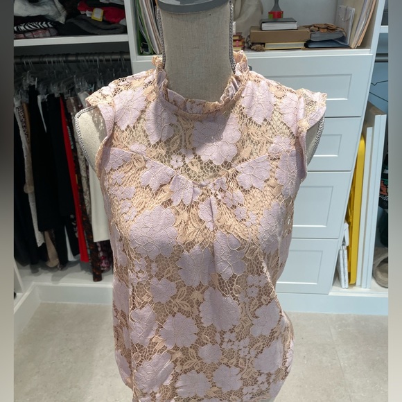 Lace top - Picture 1 of 6
